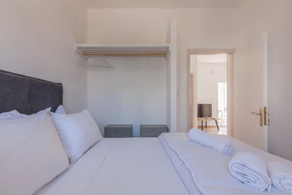 Geo'S Lovely Two Bedroom Island Apartment Gouves Exterior foto
