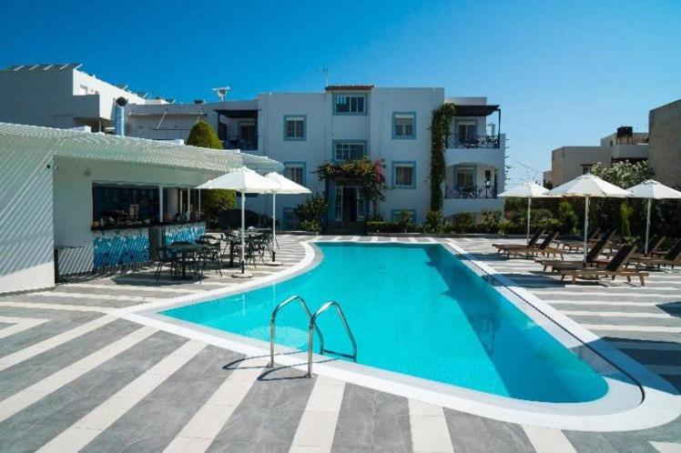 Geo'S Lovely Two Bedroom Island Apartment Gouves Exterior foto